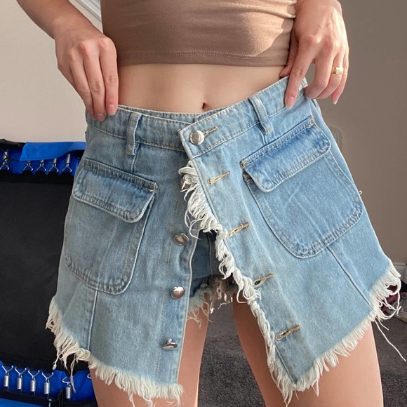 Button Down denim mini skort - Picture 10 of 14